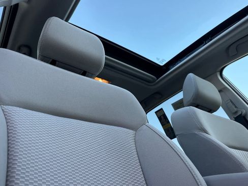 Used 2015 Subaru Forester 2.5i Premium w/ All-Weather Package image 16