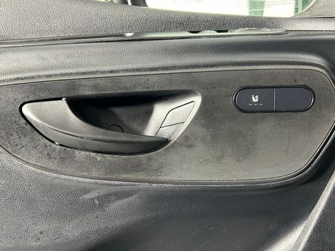 Used 2024 Mercedes-Benz Sprinter 2500 image 32