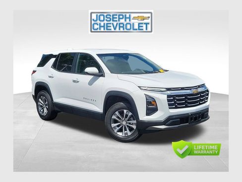 Certified 2025 Chevrolet Equinox LT FWD image 1