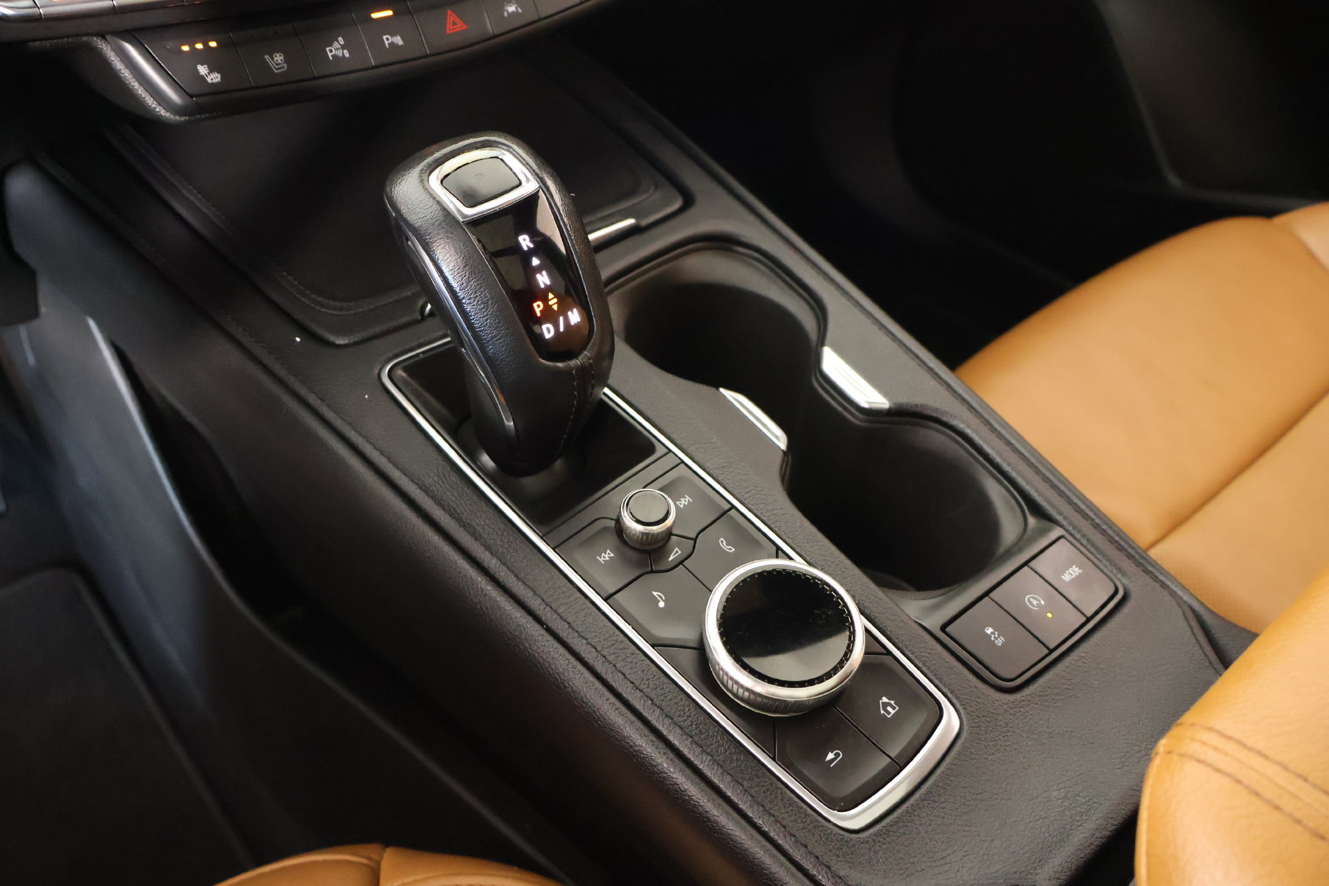 Used 2019 Cadillac XT4 Premium Luxury FWD image 8