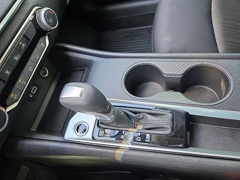 Used 2024 Nissan Altima 2.5 S image 25