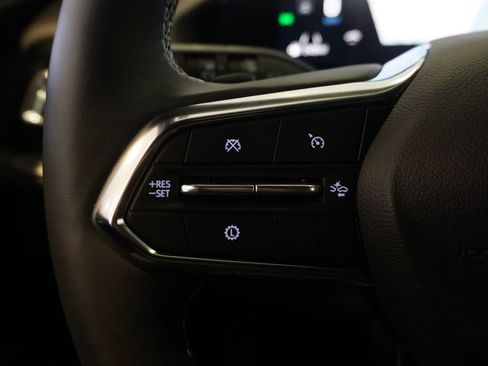New 2026 Chevrolet Traverse LT w/ Driver Confidence Package FWD image 18