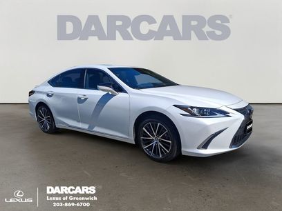Used 2025 Lexus ES 300h w/ Premium Package