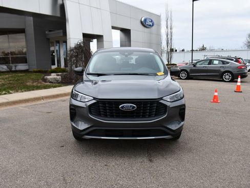 Used 2023 Ford Escape AWD image 10