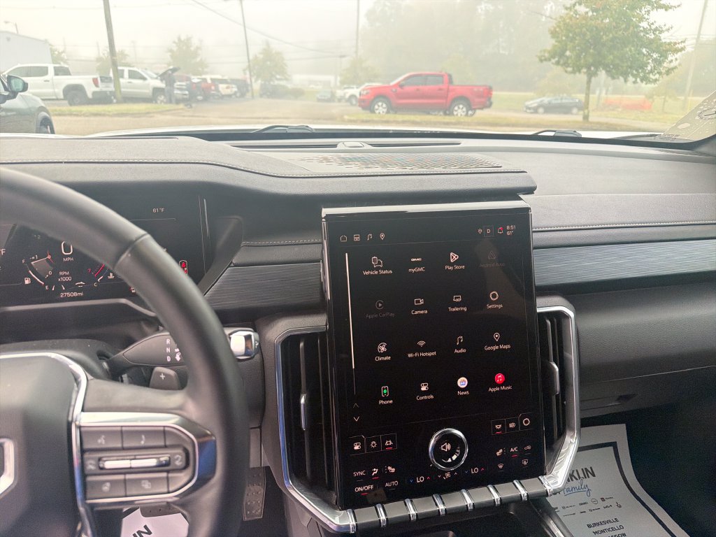Used 2026 GMC Acadia Elevation w/ Elevation Premium Package FWD image 22