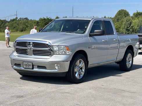 Used 2015 RAM 1500 Big Horn RWD image 3
