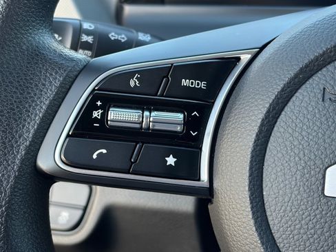 Certified 2026 Kia Seltos LX FWD image 21