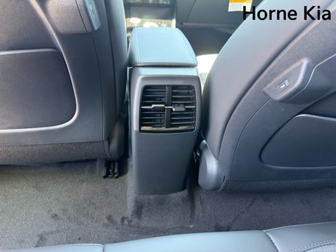 New 2026 Kia Niro Wave FWD image 24