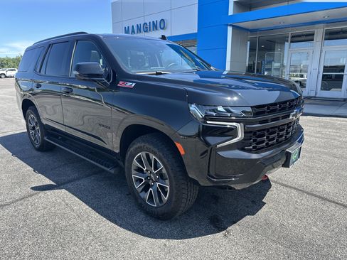 Certified 2024 Chevrolet Tahoe Z71 w/ Luxury Package AWD/4WD image 2