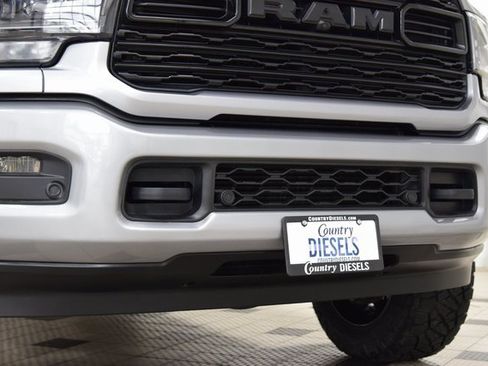 Used 2024 RAM 2500 Limited image 11