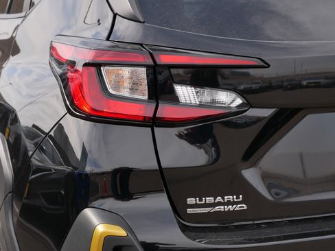Used 2025 Subaru Crosstrek 2.5i Sport AWD/4WD image 17
