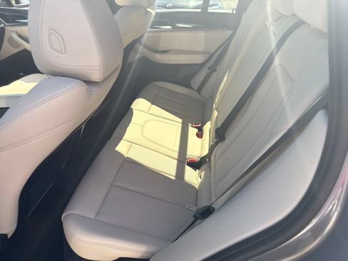 Used 2024 BMW X3 sDrive30i w/ Convenience Package w/ZPA RWD image 11