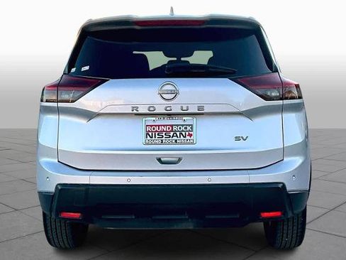 Certified 2024 Nissan Rogue SV image 4