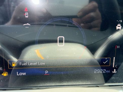 Used 2026 Chevrolet Trax LT w/ Driver Confidence Package FWD image 22