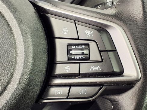 Used 2019 Subaru Forester Premium image 18