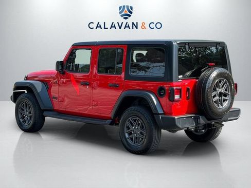 Used 2026 Jeep Wrangler Unlimited Sport AWD/4WD image 5