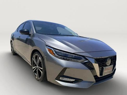 Used 2023 Nissan Sentra SR w/ SR Premium Package FWD image 15