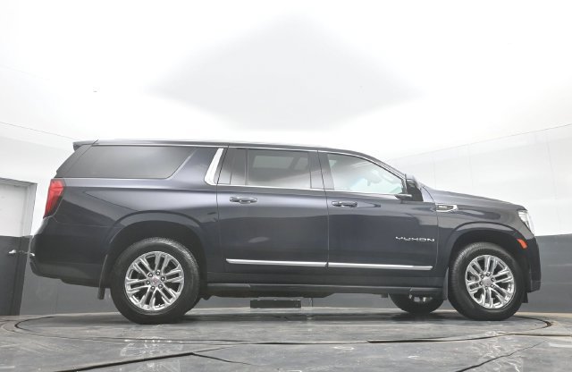 Used 2023 GMC Yukon XL SLT w/ SLT Premium Package AWD/4WD image 51
