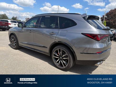 Used 2022 Acura MDX Type S AWD/4WD image 9