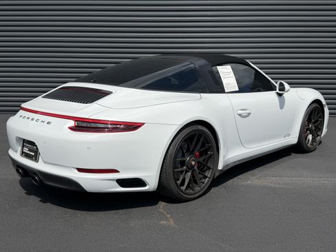 Certified 2018 Porsche 911 Targa 4 GTS AWD/4WD image 16