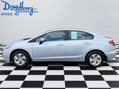 Used 2015 Honda Civic LX image 2