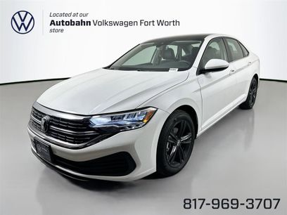 Certified 2023 Volkswagen Jetta SE w/ Panoramic Sunroof Package