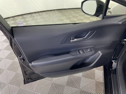 New 2026 Toyota Prius Plug-In Hybrid FWD image 8