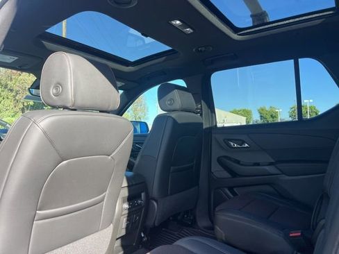 Used 2023 Chevrolet Traverse High Country AWD/4WD image 20