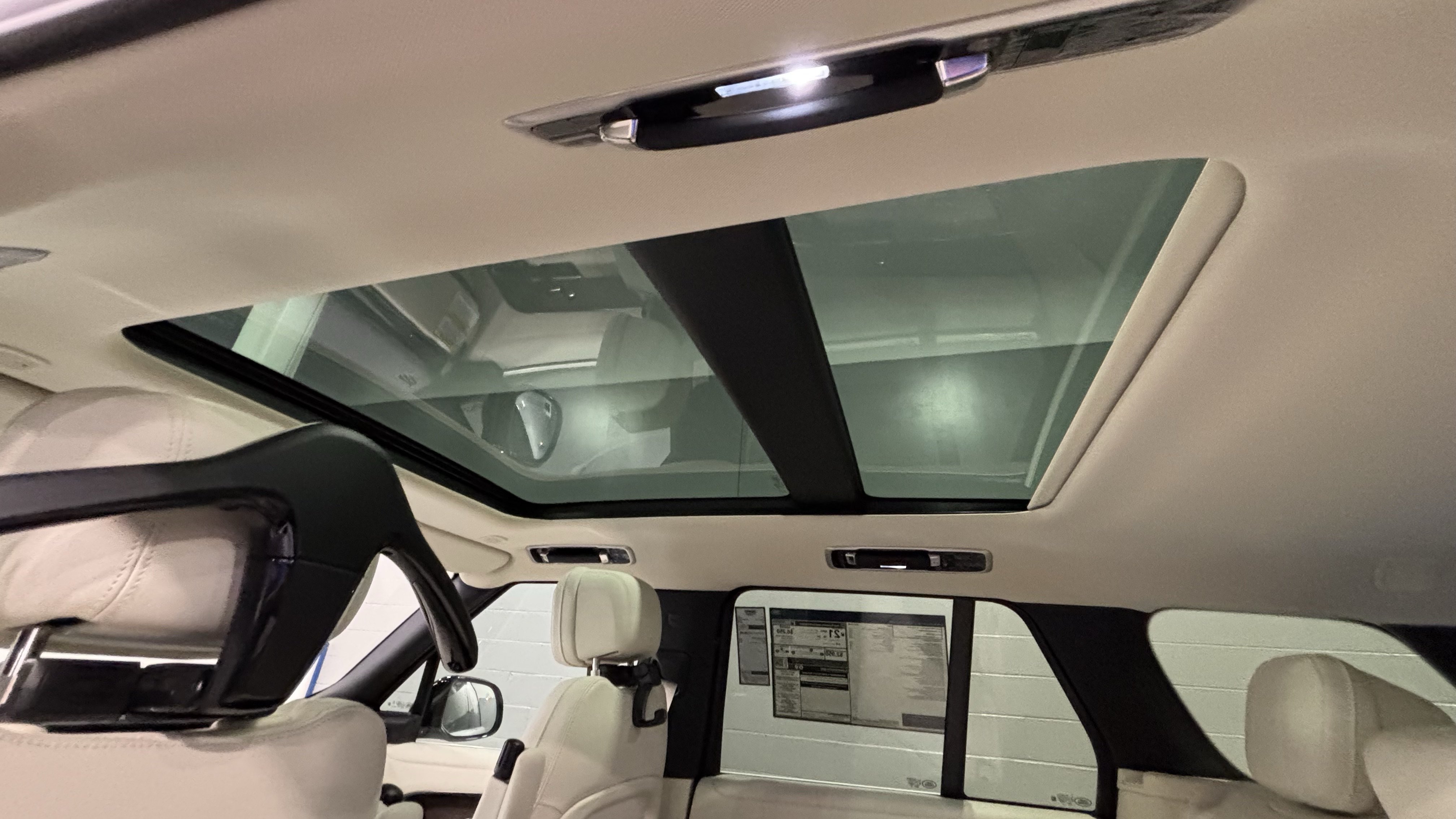 New 2026 Land Rover Range Rover SE AWD/4WD image 15