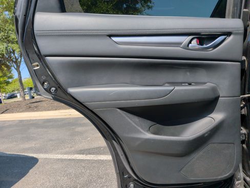 Used 2019 MAZDA CX-5 Touring FWD image 33