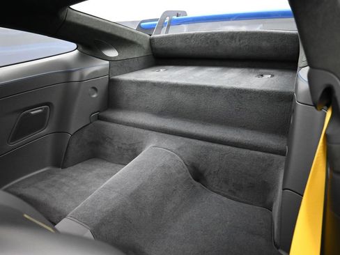 Certified 2022 Porsche 911 GT3 RWD image 24