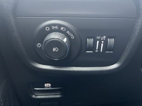 New 2025 Jeep Grand Cherokee Limited image 25