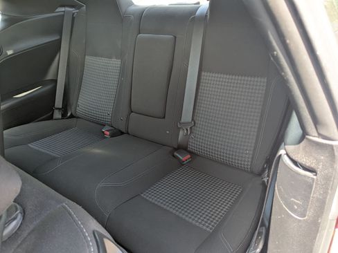 Used 2022 Dodge Challenger SXT AWD/4WD image 25