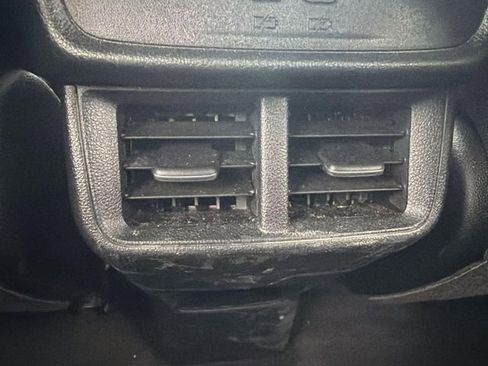 Used 2025 Chevrolet Equinox LT image 20