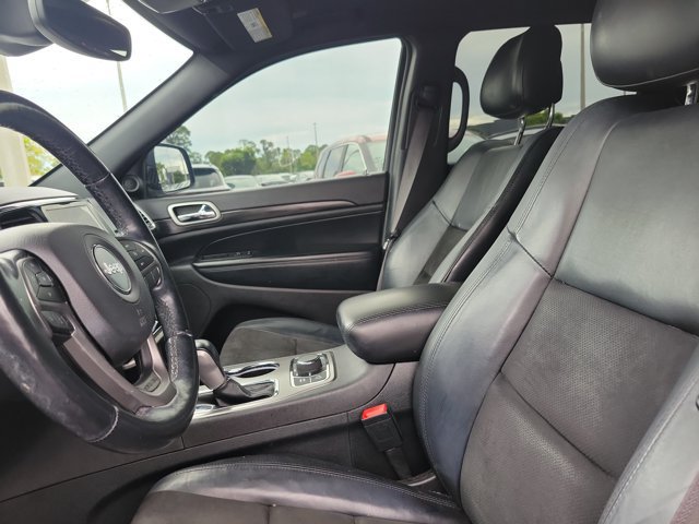 Used 2022 Jeep Grand Cherokee Laredo AWD/4WD image 29
