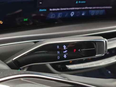 Certified 2024 Cadillac Lyriq Tech AWD/4WD image 5