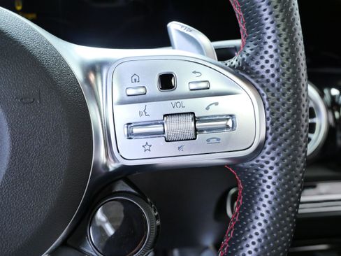 Certified 2023 Mercedes-Benz GLB 35 AMG 4MATIC image 26