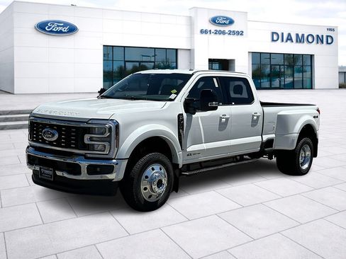 New 2026 Ford F450 Lariat w/ Lariat Premium Package AWD/4WD image 1