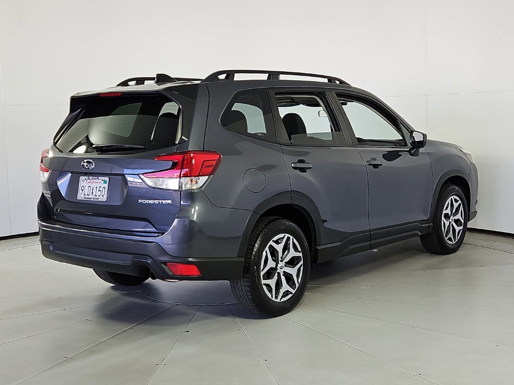 Certified 2024 Subaru Forester Premium AWD/4WD image 7
