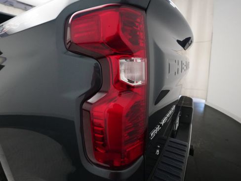 Used 2021 Chevrolet Silverado 1500 LT w/ LPO, Liner Protection Package AWD/4WD image 30