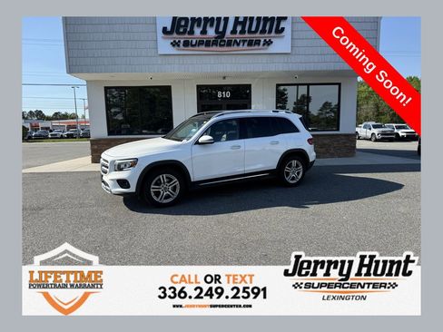 Used 2022 Mercedes-Benz GLB 250 4MATIC image 1