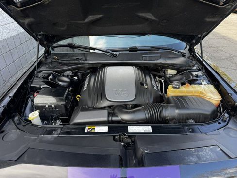 Used 2013 Dodge Challenger R/T image 5