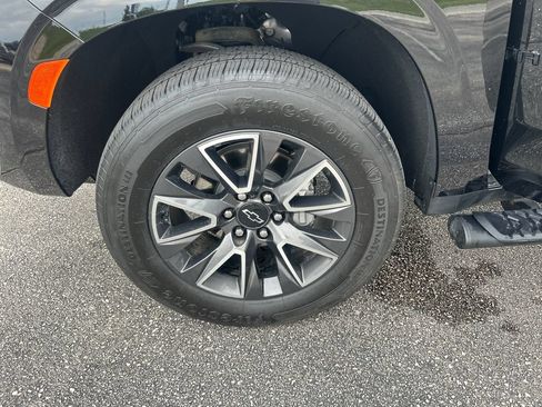 Used 2023 Chevrolet Tahoe Z71 AWD/4WD image 26