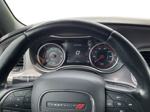 Used 2023 Dodge Charger SXT RWD image 12