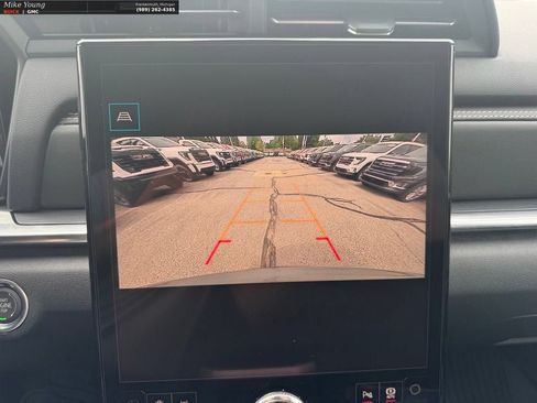 New 2027 GMC Terrain Elevation w/ Elevation Premium Package FWD image 17