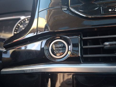 Certified 2024 Nissan Pathfinder SL w/ SL Premium Package image 26