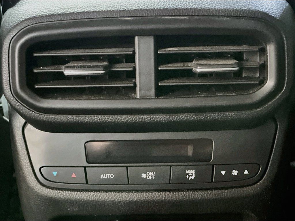 Used 2025 Honda Pilot Touring image 27