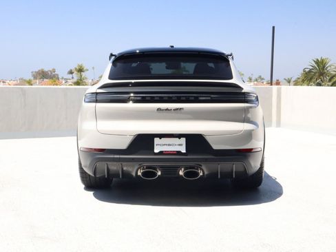 New 2026 Porsche Cayenne Turbo GT AWD/4WD image 10