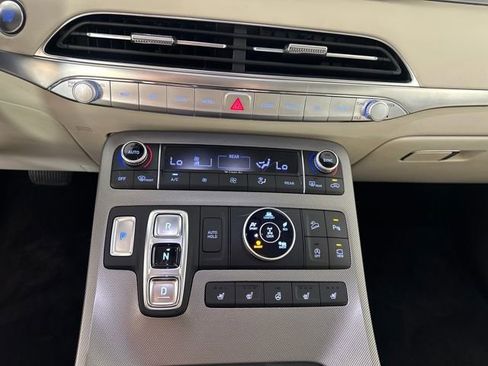 Used 2020 Hyundai Palisade Limited image 23