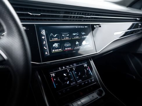 Certified 2022 Audi RS Q8 image 14